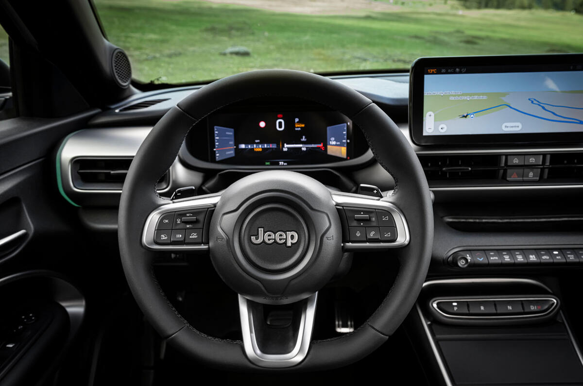 Jeep Avenger 4xe 2025 Review steering wheel 28